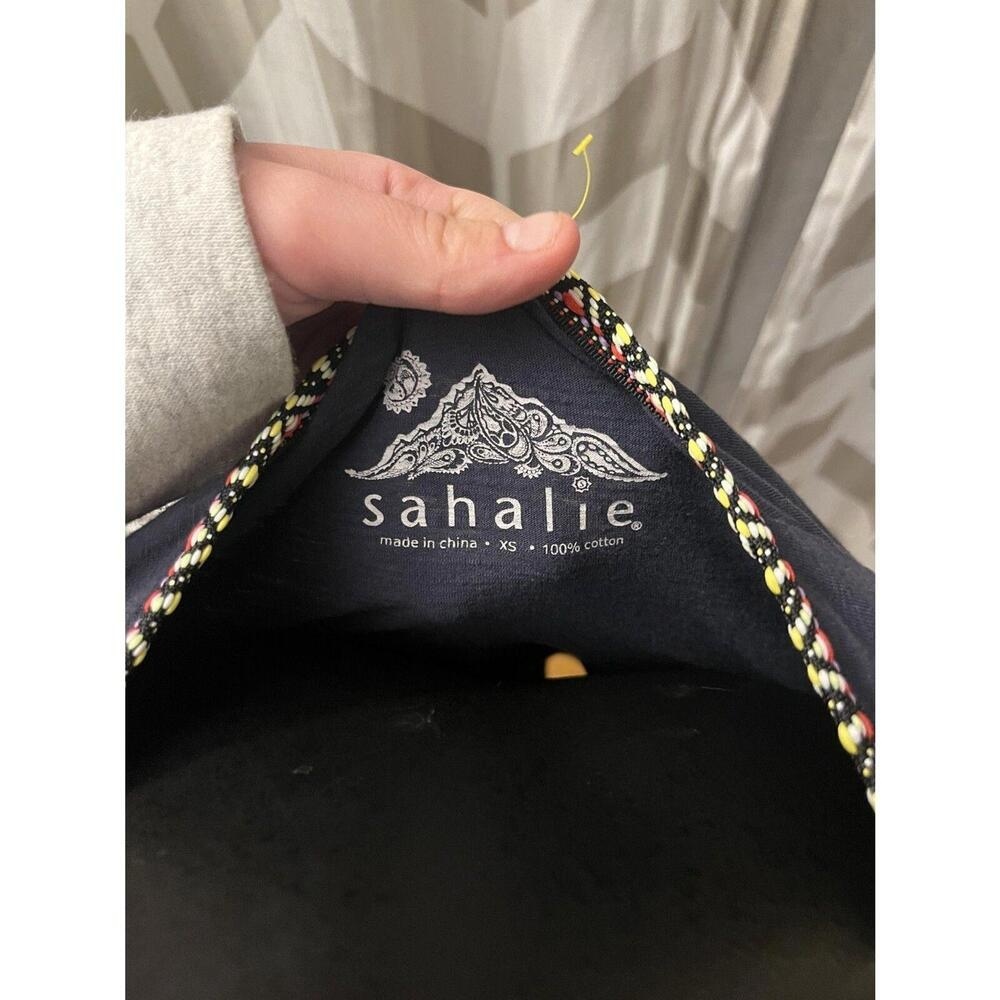 Sahalie Women's Long Sleeve Top - XS‎ - Stylish and Comfortable - Picture 4 of 6